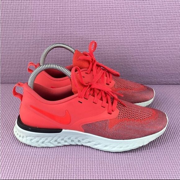 Nike Odyssey React 2 Flyknit Women’s Running Shoes Size 7  Ember Glow AH1016-800 - Picture 2 of 11